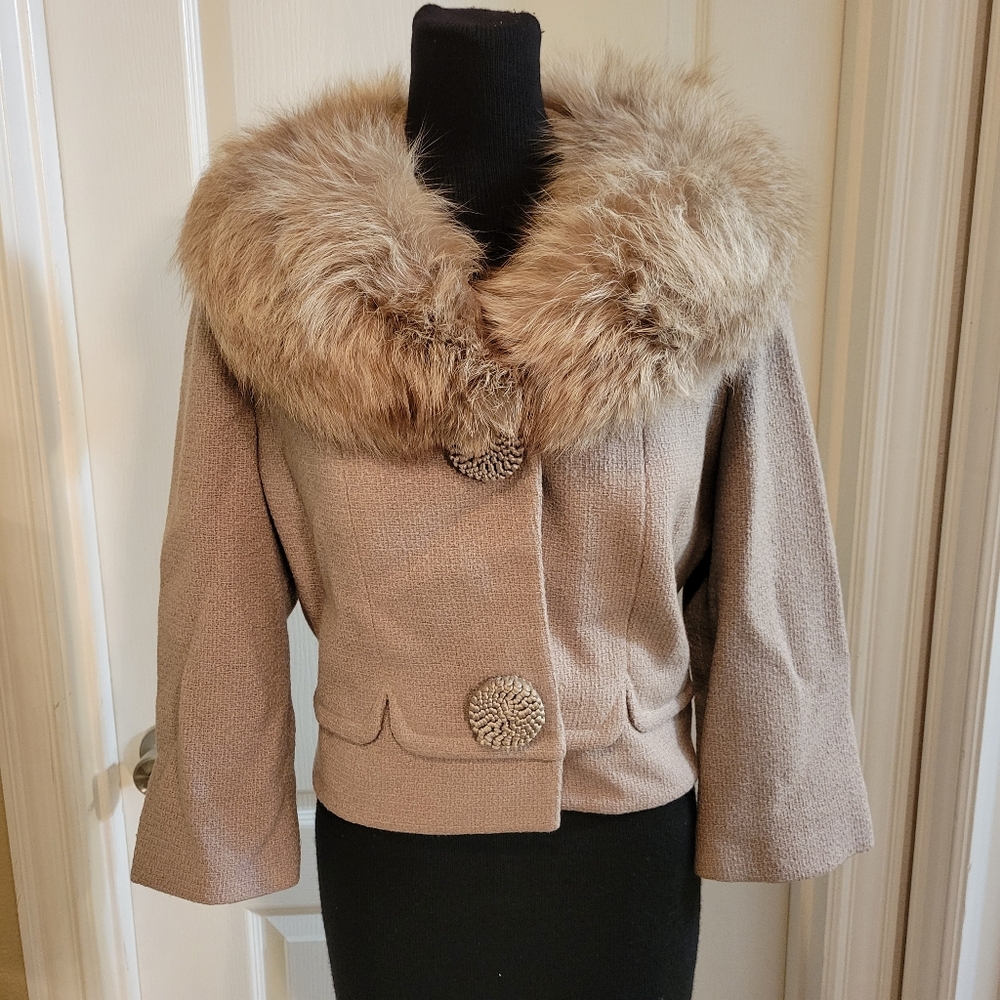 Vintage crop/ short fur collar jacket